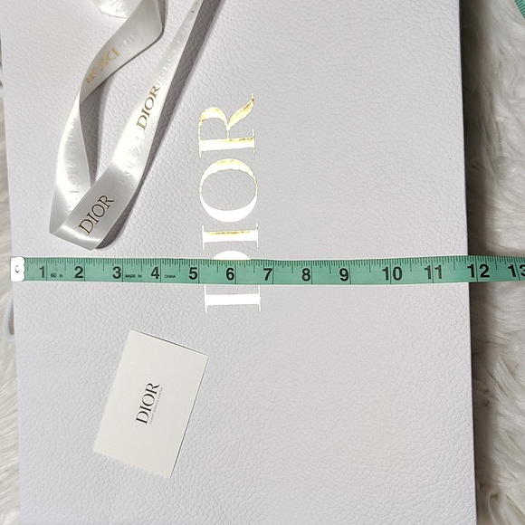 16"X12" Dior shopping bag and ribbon - Picture 5 of 5